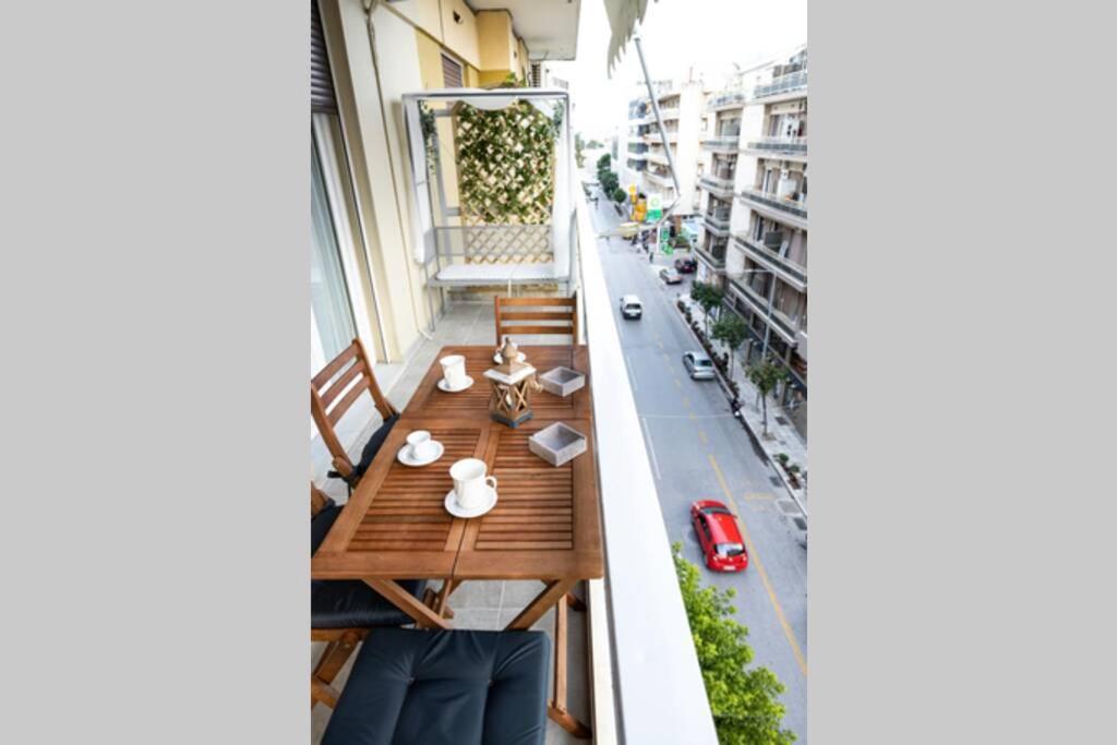 D3 Central Stylish Apartment Volos Eksteriør bilde